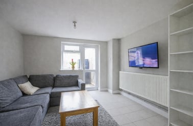 Hirwain Street, Cathays, Cardiff - Image 2